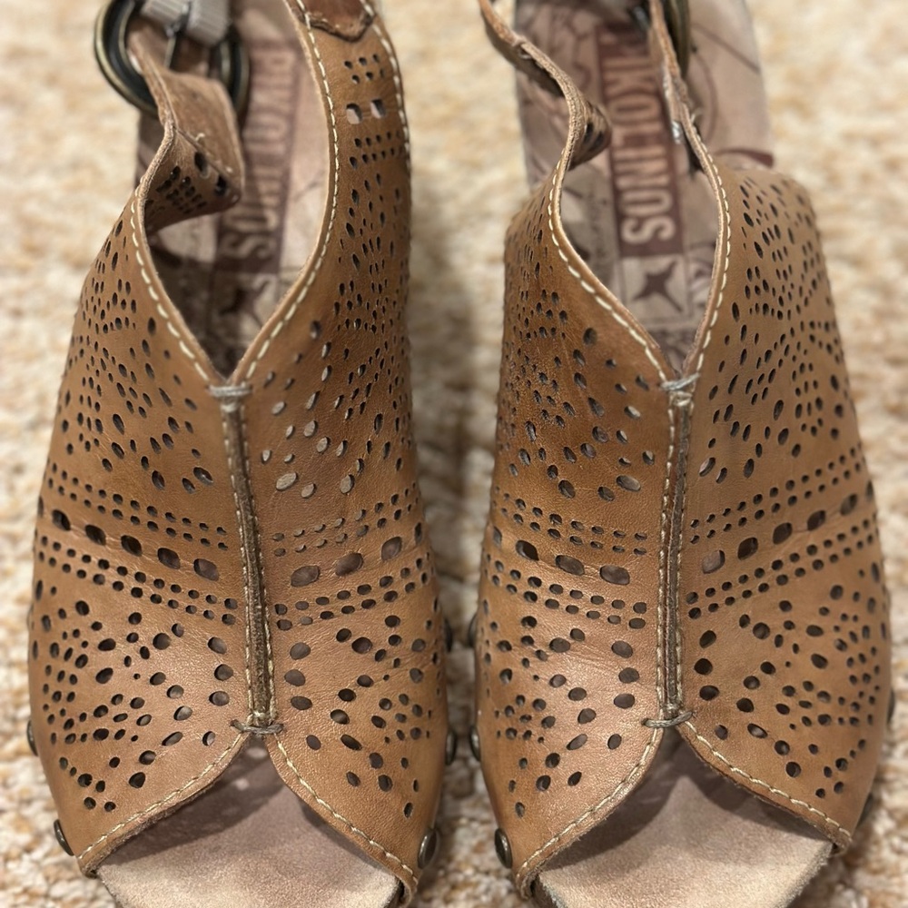 PIKOLINOS Tan Leather Laser Cutout studded Sandals